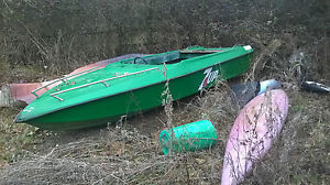 ski boat