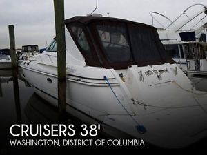 1998 Cruisers Yachts Esprit 3870 Used