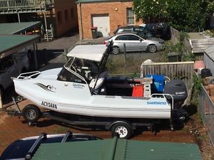 Snyper 530 boat fitted with 2015 yamaha F115b