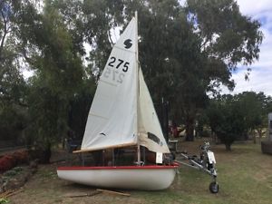 Sparrow 11ft fibreglass yacht