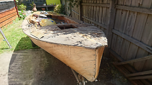 Gwen 12 Yacht #2042