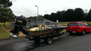 BULLET SPEED BOAT NO RESERVE RACE DRAG SKI SPEEDBOAT REGISTERED WITH TRAILER V6