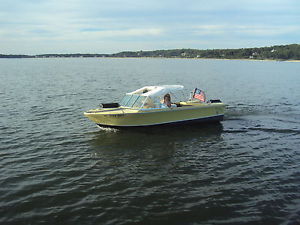 1971 Ankorcraft 17' Runabout