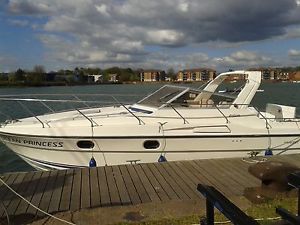 Princess Riviera 286 motor cruiser only 823 hours