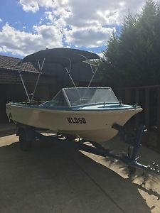 1980's 50hp savage runabout boat