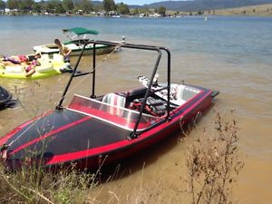 Fuel injected v8 inboard ski wake boat