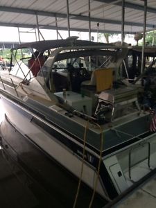 1989 Wellcraft 1989 Wellcraft Marine Corp ST TROPEZ 3200/EX