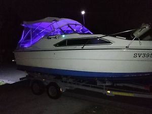 23ft SeaRay Weekender Cabin Cruiser