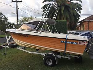 1986 SPORTSCRAFT RUNABOUT 4.6m 15ft Boat