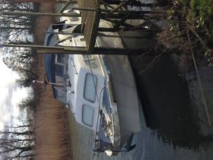 Elysian 27 foot Boat Shaft Driven Diesel Inboard Perkins 4107