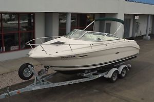 2003 Sea Ray 225 Weekender Cuddy Cabin