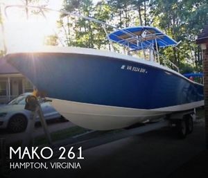 1988 Mako 261