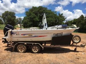 2009 4.95M Quintrex Boat