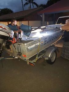 3.7 STESSL BOAT /TRAILER/O/B MOTOR