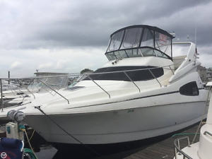 2002 SILVERTON 330 SPORTBRIDGE!