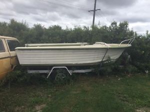 Cruise Craft Rapide 15ft boat (no motor) with trailer