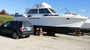 1978 Uniflite Double Cabin Motor Yacht