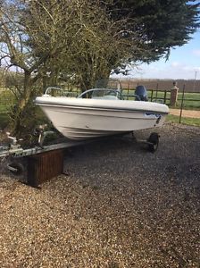 Terhi 4110 Boat With Yamaha 25hp outboard