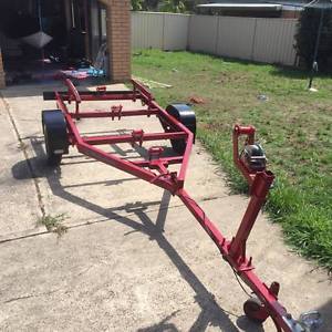 3.9 stacer/ 2010 30 hp yamaha