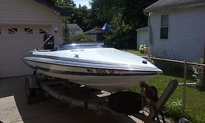 1984 Glastron