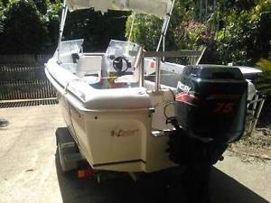Caribbean Cobra 4.8 metre fibreglass boat 75hp merc Innisfail Town Theatre