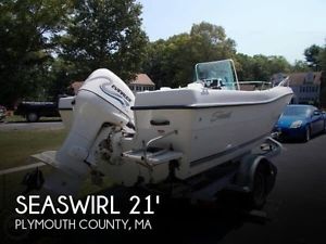 1999 Seaswirl Striper 2100 CC Used