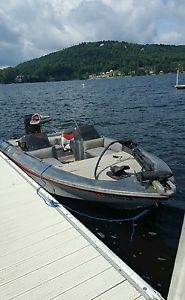 1988 Bass Tracker FS1800
