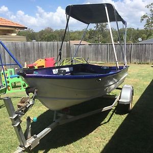Boat 3.4m tinny