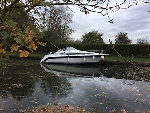 1990 carver Montego sports cruiser 27ft with trailer, twin diesel