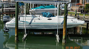 1999 GODFREY MARINE CO HURRICANE 248