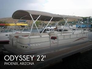 2005 Odyssey Tri-Toon 522C