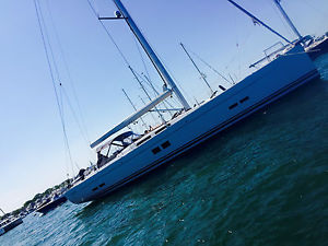 Hanse 575 Light grey Hull Sailboat