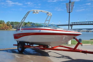 CROWNLINE 192 WAKE  V8 HD *PICS* 260 HOURS