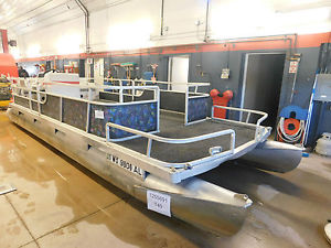 1981 Harris Pontoon