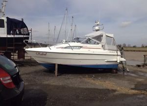 Power boat... sealine.. inboard engine .. Volvo penta..outdrive..leg ... cabin..