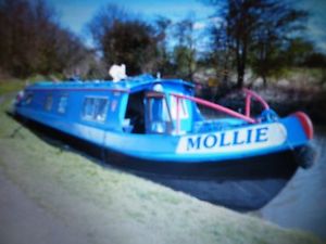 narrow boat for hire ( not for sale)  from £550 per week