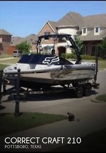2011 Correct Craft 210