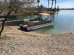 2013 Bennington pontoon