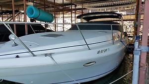 1998 Rinker 330 Fiesta Vee