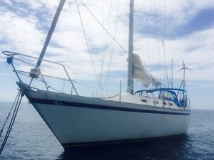 CS36T Sailboat located in Roatan. Live aboard for $250 a month. 2.5 hrs<-Houston