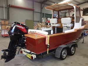 Half Cabin Runabout - Ply Clinker Hull