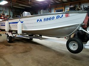 Starcraft Seafarer 14 Aluminum V Bottom Fishing Boat Motor Trailer w/ Extras 14'