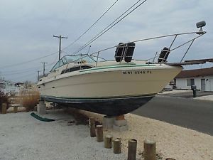 1986 Sea Ray 28' cabin cruiser