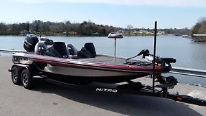 2016 Nitro Z20 Bass Boat