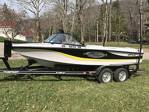 2002 Ski Nautique