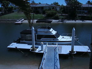 Motorboats Gold Coast