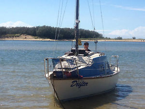 Trailer sailer yacht, outboard, boat, sailing,
