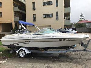 Sea Ray 180 Bowrider