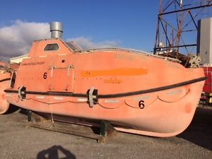 Lifeboat Houseboat