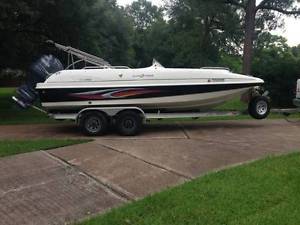 2010 Hurricane SunDeck Sport 201